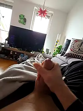 Snapshot of lovebbwgirly chatting on 12.27.24 lovebbwgirly online show from 12.27.24