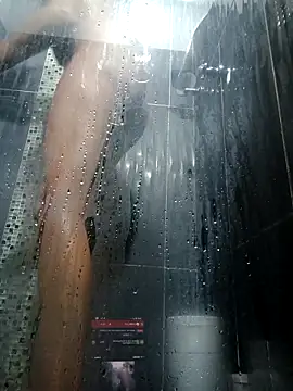 Snapshot of LunaZambrano chatting on 11.23.25 LunaZambrano online show from 11.23.25