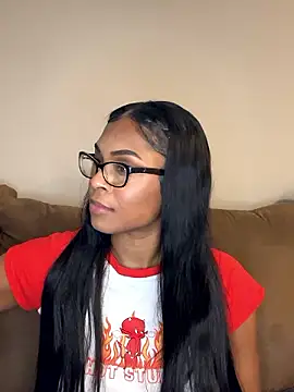 CandyLuxxxx online show from 12.05.24