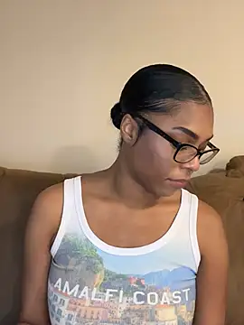 CandyLuxxxx online show from 12.12.24