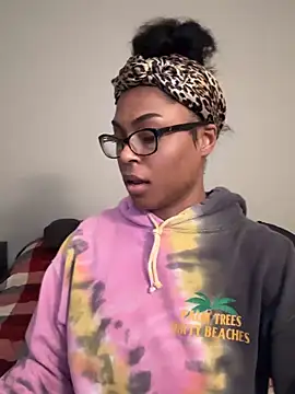 CandyLuxxxx online show from 12.14.24