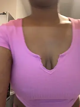 CandyLuxxxx online show from 12.28.24