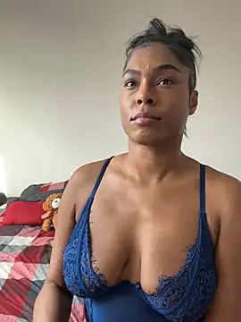 CandyLuxxxx online show from 01.07.25