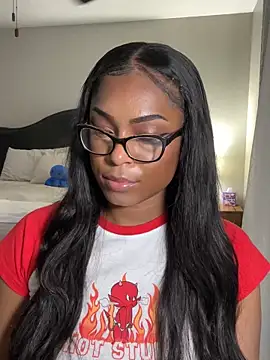 CandyLuxxxx online show from 02.16.25