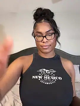 CandyLuxxxx online show from 03.15.25