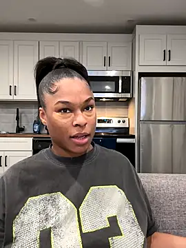 CandyLuxxxx online show from 09.13.25