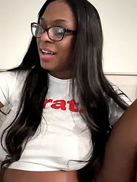 CandyLuxxxx online show from 10.05.25