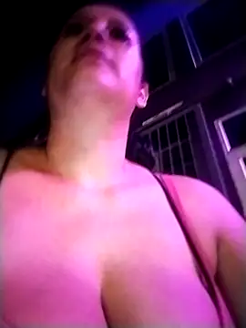 Snapshot of keilymadam chatting on 12.14.25 keilymadam online show from 12.14.25