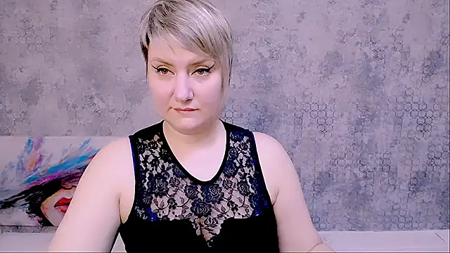 Djullia online show from 02.14.25