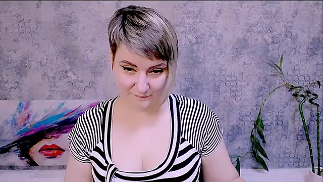 Djullia online show from 11.10.25