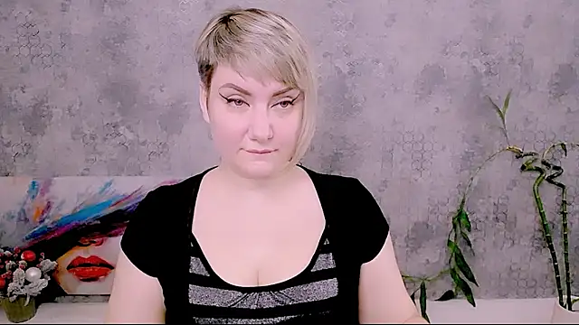 Djullia online show from 12.16.25