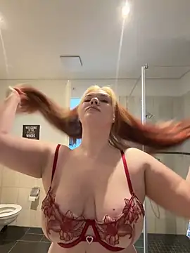 AnjaAmelia online show from 03.08.26