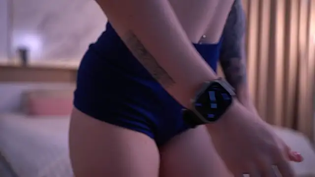 Cute Foxyxh online show from 04.28.26