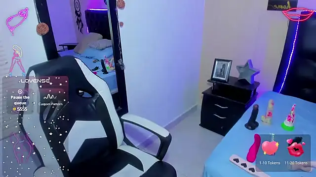 mila katts online show from 01.22.25