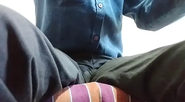 Snapshot of manan28 chatting on 02.01.25 manan28 online show from 02.01.25