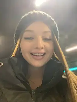 Snapshot of KrisMagnoly chatting on 02.07.25 KrisMagnoly online show from 02.07.25