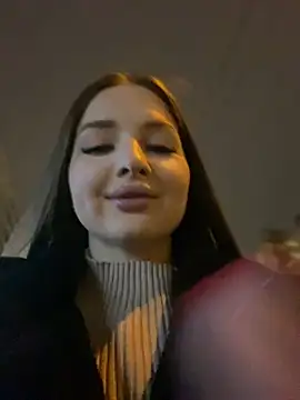 Snapshot of KrisMagnoly chatting on 02.26.25 KrisMagnoly online show from 02.26.25