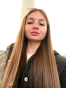 Snapshot of KrisMagnoly chatting on 10.01.25 KrisMagnoly online show from 10.01.25