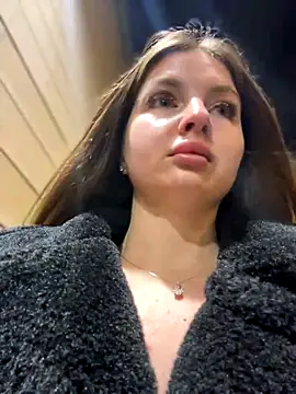 Snapshot of KrisMagnoly chatting on 11.01.25 KrisMagnoly online show from 11.01.25