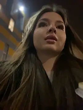 Snapshot of KrisMagnoly chatting on 11.30.25 KrisMagnoly online show from 11.30.25