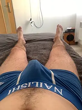 Snapshot of mihsha chatting on 12.15.24 mihsha online show from 12.15.24