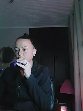 MrsBunnyBum online show from 05.25.26