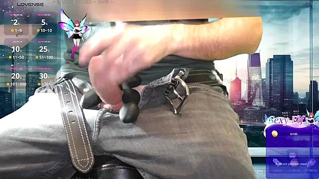 Snapshot of PeterNoak chatting on 12.17.24 PeterNoak online show from 12.17.24