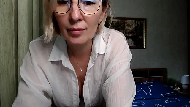 sensualEmilia online show from 05.29.26