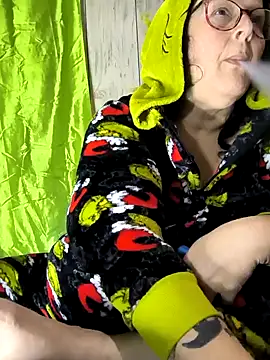 Snapshot of davisdesires@xh chatting on 01.02.25 davisdesiresxh online show from 01.02.25