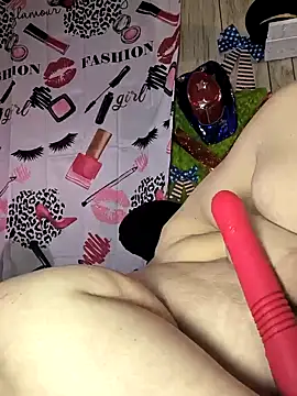 Snapshot of davisdesires@xh chatting on 02.19.25 davisdesiresxh online show from 02.19.25