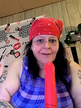 Snapshot of davisdesires@xh chatting on 03.12.25 davisdesiresxh online show from 03.12.25