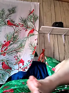 Snapshot of davisdesires@xh chatting on 11.26.25 davisdesiresxh online show from 11.26.25