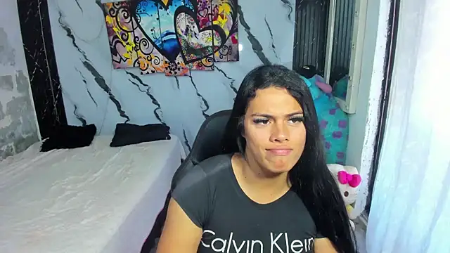 Snapshot of andromeda_xx chatting on 12.19.25 andromeda xx online show from 12.19.25