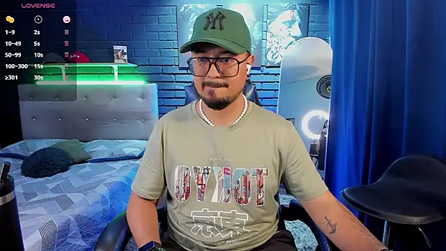 DaviidEvans  online show from 07.10.26