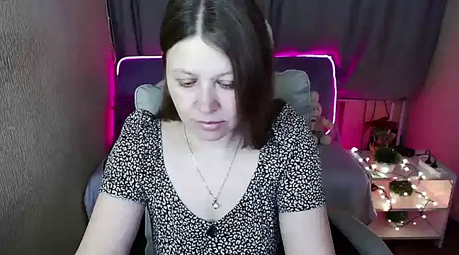 alekasamui online show from 01.29.25