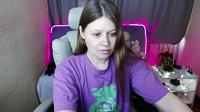 alekasamui online show from 02.05.25