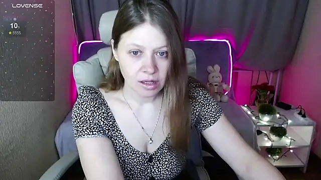 alekasamui online show from 02.12.25