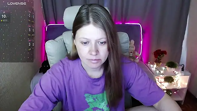 alekasamui online show from 03.17.25