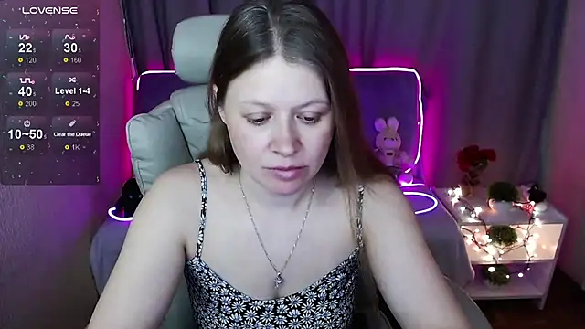 alekasamui online show from 03.20.25