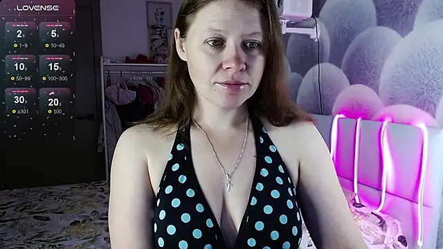 alekasamui online show from 09.29.25