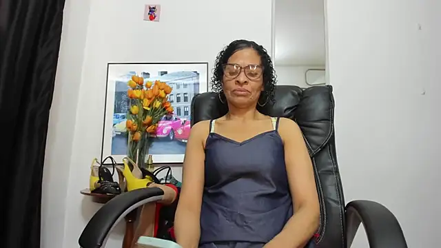 Aries Mature online show from 12.21.25