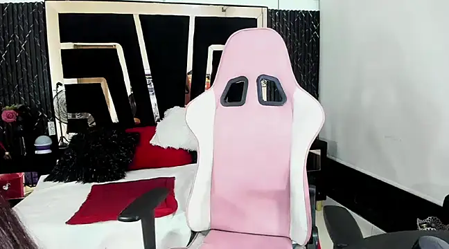 dirtylola39 online show from 02.22.25