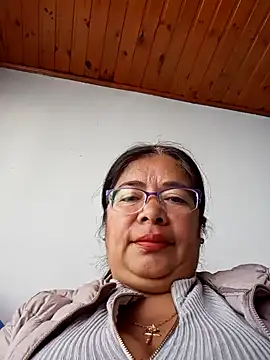 Snapshot of __valentina18 chatting on 12.18.24   valentina18 online show from 12.18.24