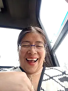 Snapshot of __valentina18 chatting on 12.28.24   valentina18 online show from 12.28.24