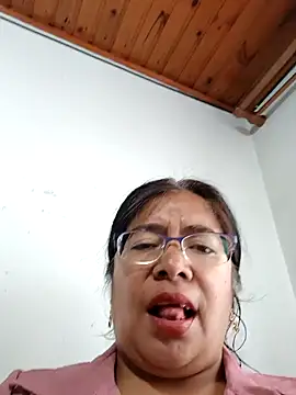 Snapshot of __valentina18 chatting on 12.29.24   valentina18 online show from 12.29.24