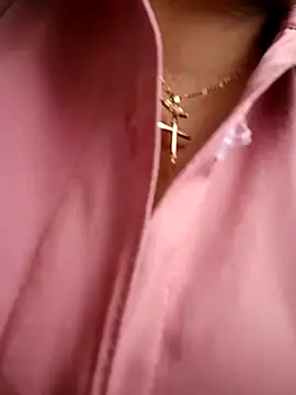 Snapshot of __valentina18 chatting on 12.29.24   valentina18 online show from 12.29.24