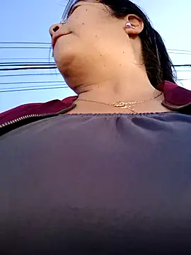 Snapshot of __valentina18 chatting on 01.30.25   valentina18 online show from 01.30.25