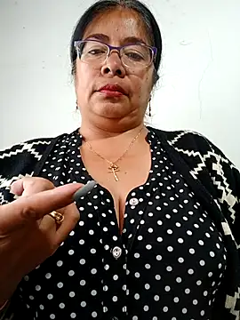 Snapshot of __valentina18 chatting on 03.04.25   valentina18 online show from 03.04.25