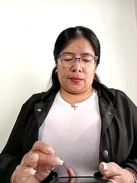 Snapshot of __valentina18 chatting on 03.19.25   valentina18 online show from 03.19.25