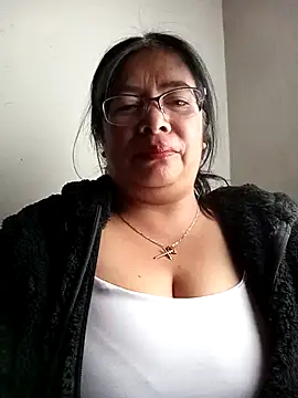 Snapshot of __valentina18 chatting on 03.19.25   valentina18 online show from 03.19.25